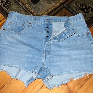 Levi Strauss shorts 33